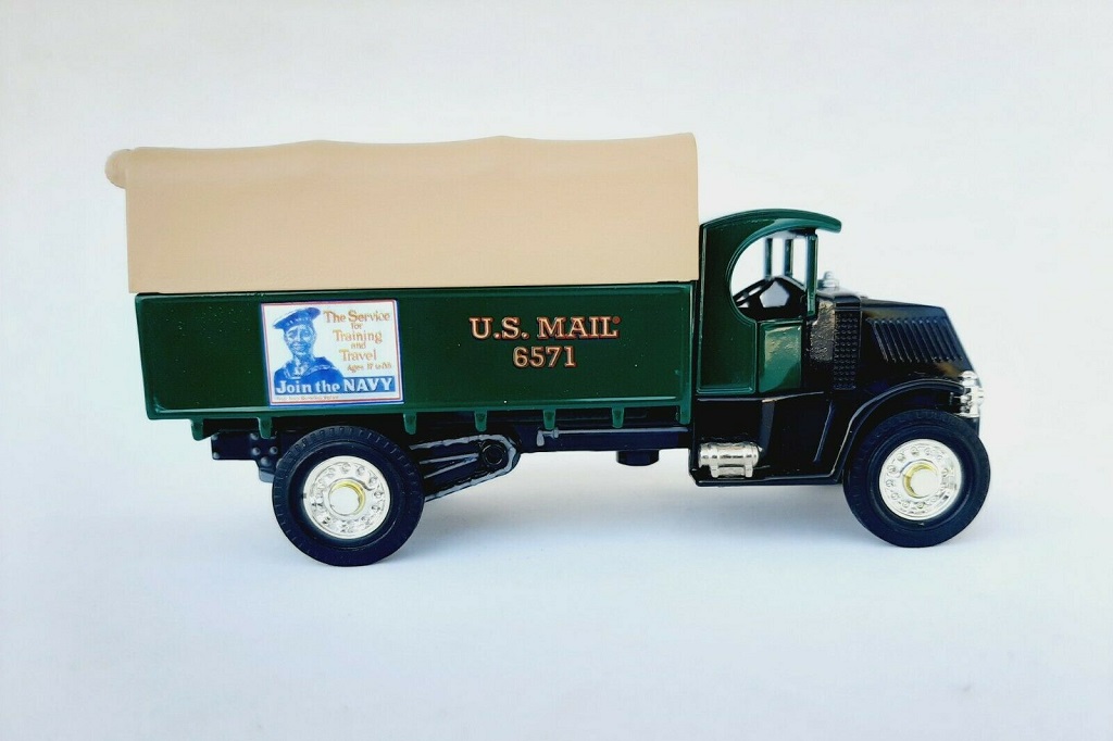 Matchbox Collectibles YYM38238; 1920 Mack Truck AC Postal Truck